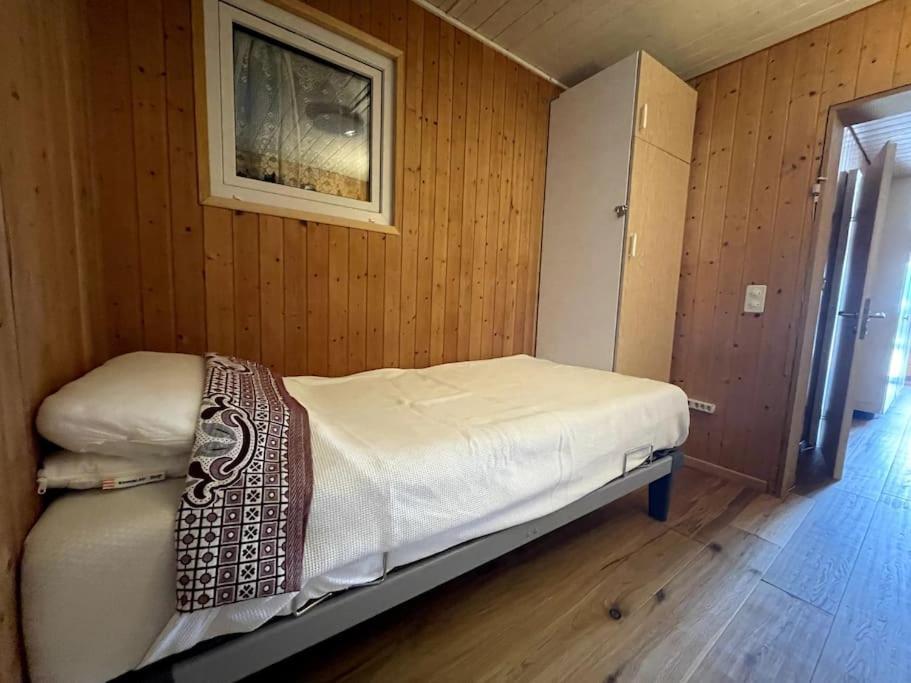 Joli Appartement Paisible Corcelles-sur-Chavornay Zewnętrze zdjęcie